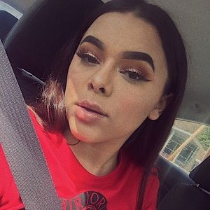 Meet your Posher, Mya